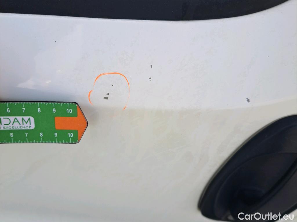  Fiat  Fiorino FIAT  / 2016 / 4P / furgón derivado de turismo Cargo SX N1 1.3 MJet 70 kW (95 CV) #35