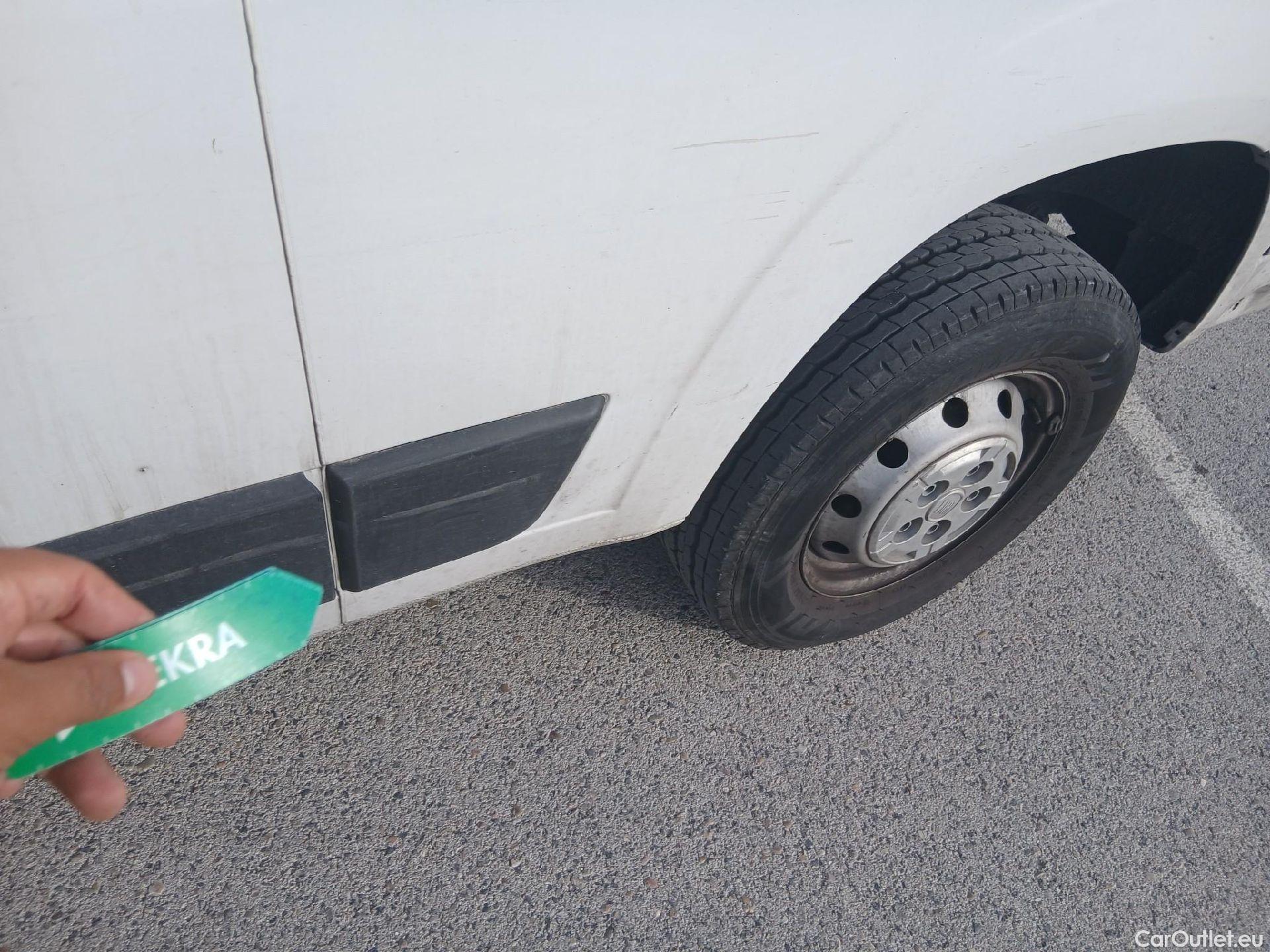  Fiat  Ducato FIAT  / 2014 / 4P / furgón Furgón 35 Medio 100kW Natural Power #35