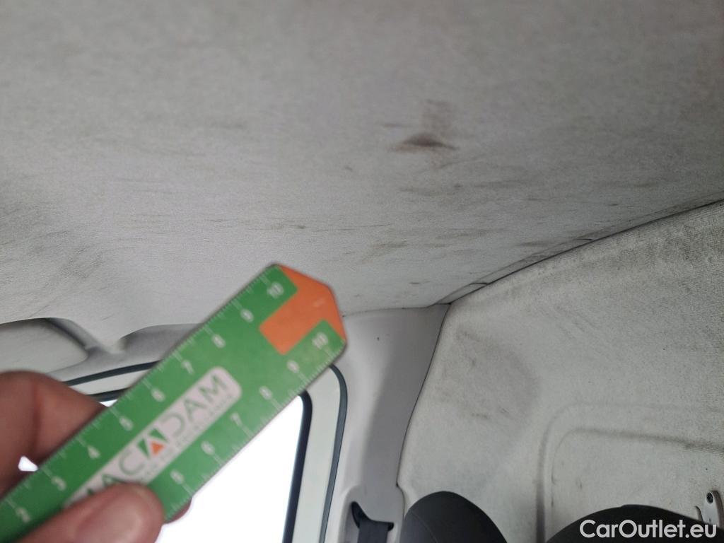  Fiat  Fiorino FIAT  / 2016 / 4P / furgón derivado de turismo Cargo SX N1 1.3 MJet 70 kW (95 CV) #43