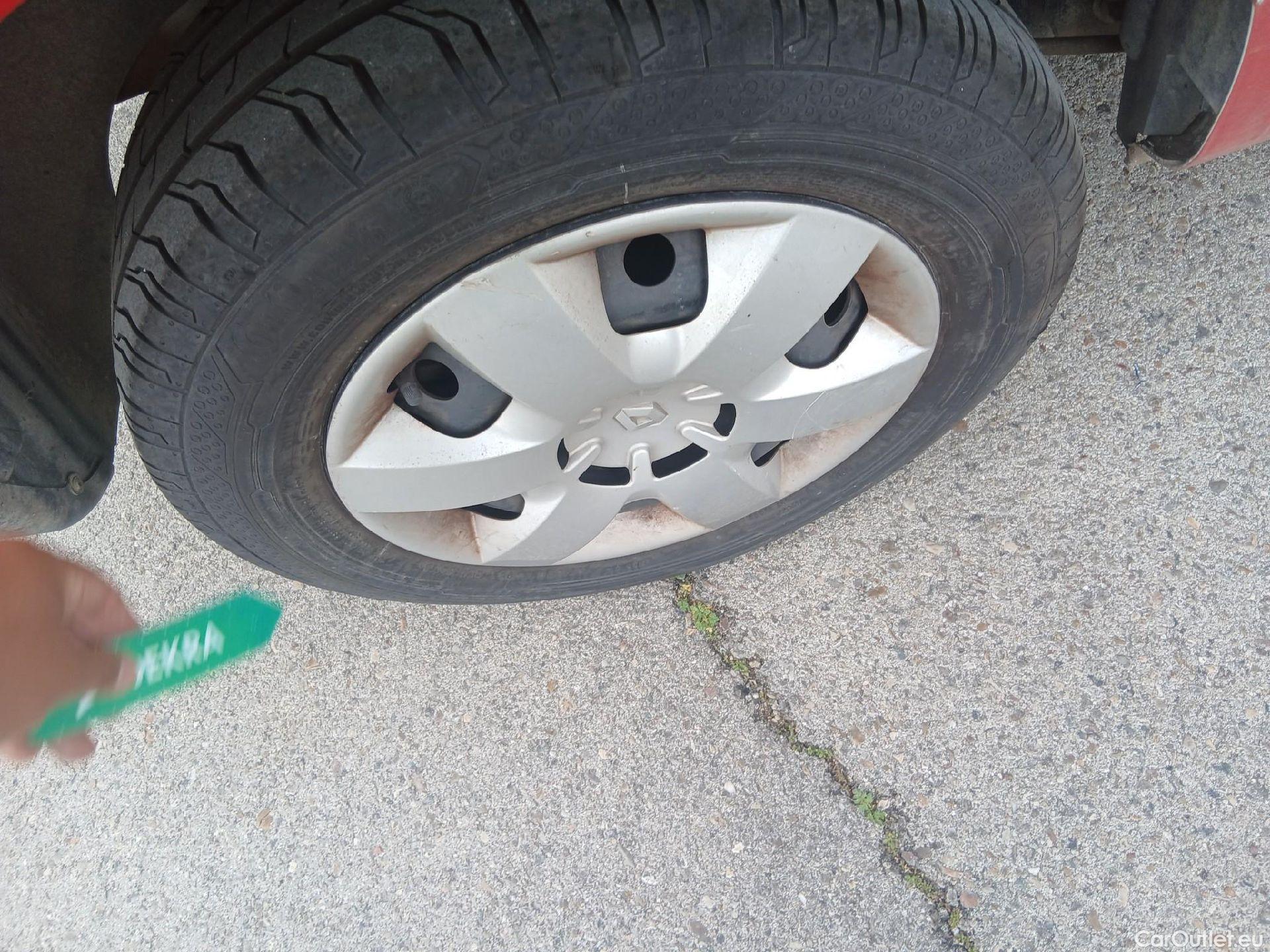  Renault  Kangoo RENAULT  Z.E./2013/3P/furgón derivado de turismo Z.E. #45