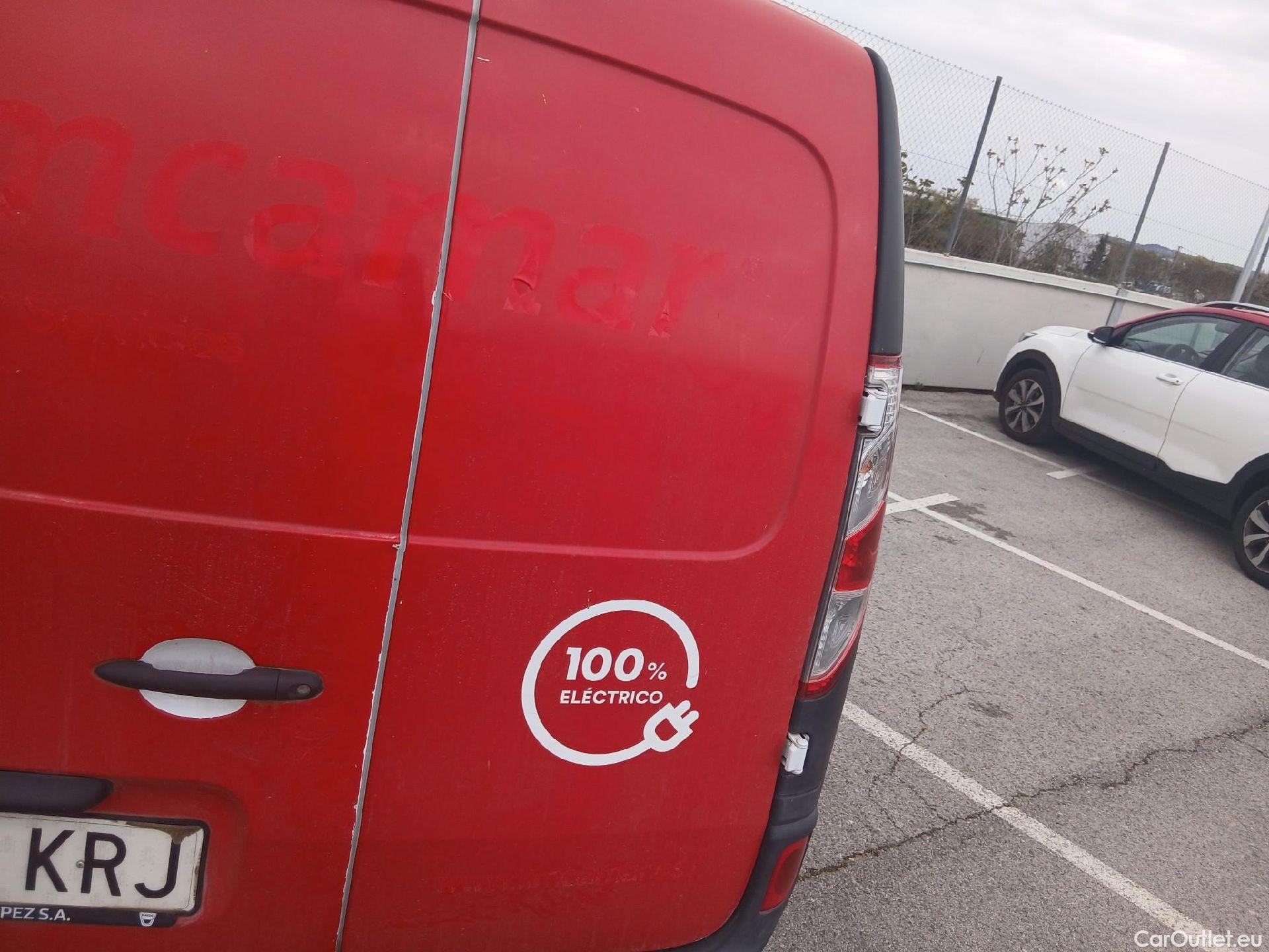  Renault  Kangoo RENAULT  Z.E./2013/3P/furgón derivado de turismo Z.E. #39