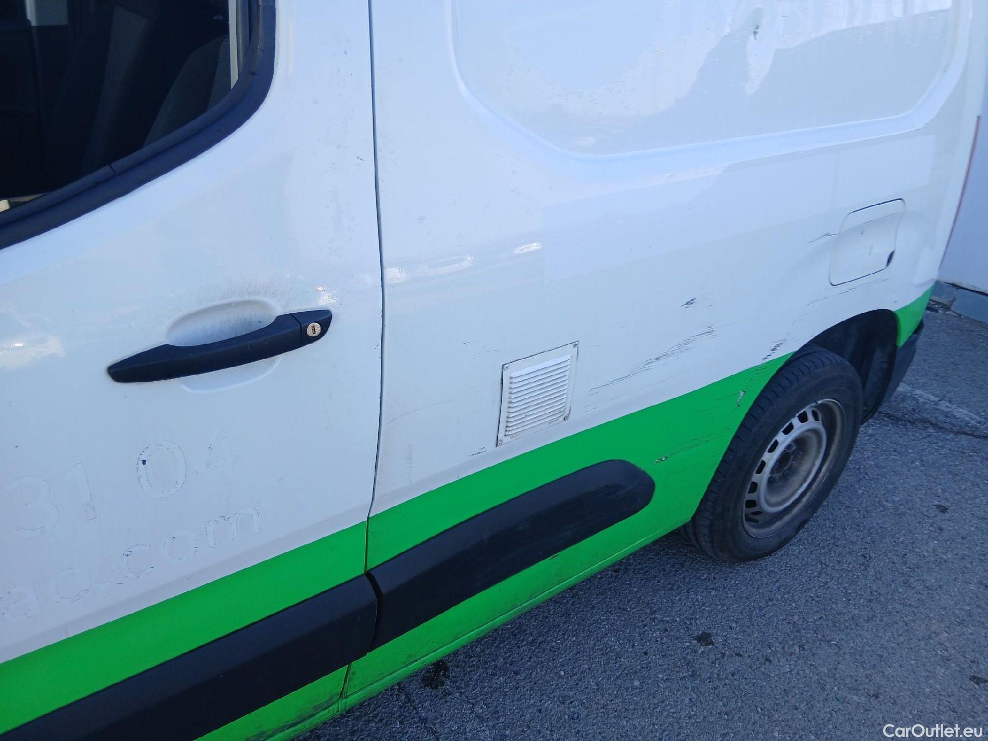  Toyota  Proace TOYOTA  City/2020/4P/furgón derivado de turismo 1.5D 75kW (100CV) GX 650kg Media #17