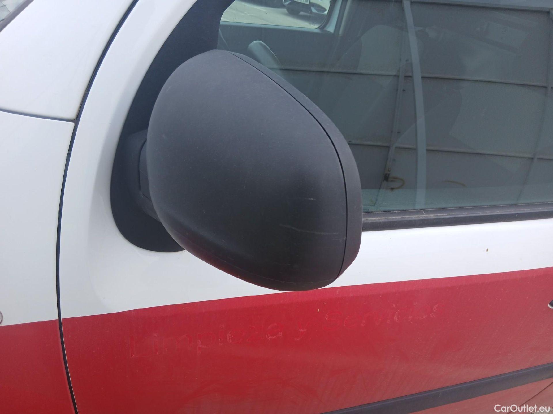  Renault  Kangoo RENAULT  Z.E./2013/3P/furgón derivado de turismo Z.E. #29