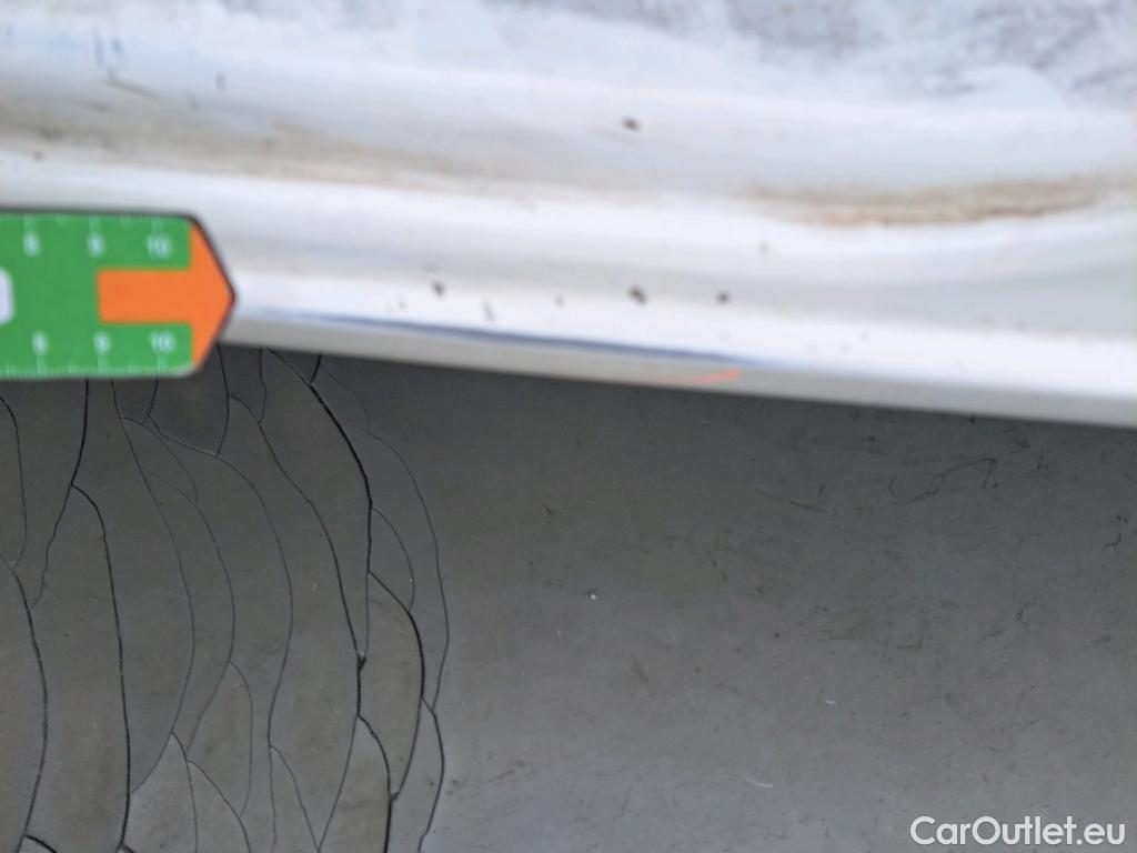  Fiat  Fiorino FIAT  / 2016 / 4P / furgón derivado de turismo Cargo SX N1 1.3 MJet 70 kW (95 CV) #49