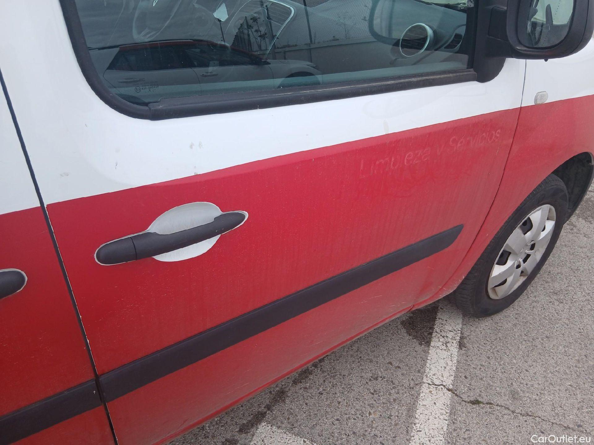  Renault  Kangoo RENAULT  Z.E./2013/3P/furgón derivado de turismo Z.E. #47