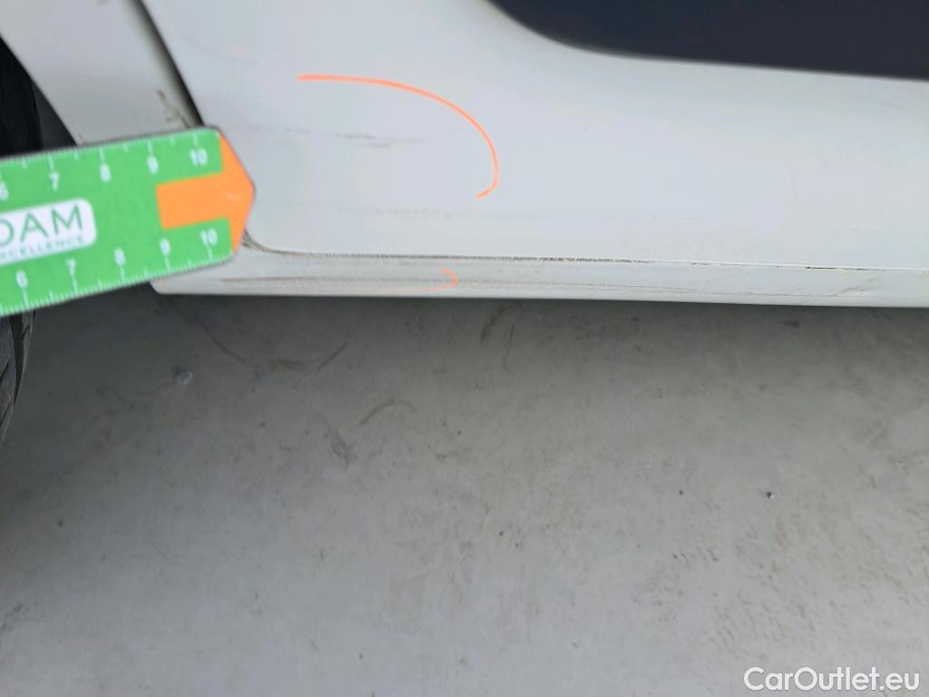  Fiat  Fiorino FIAT  / 2016 / 4P / furgón derivado de turismo Cargo SX N1 1.3 MJet 70 kW (95 CV) #57