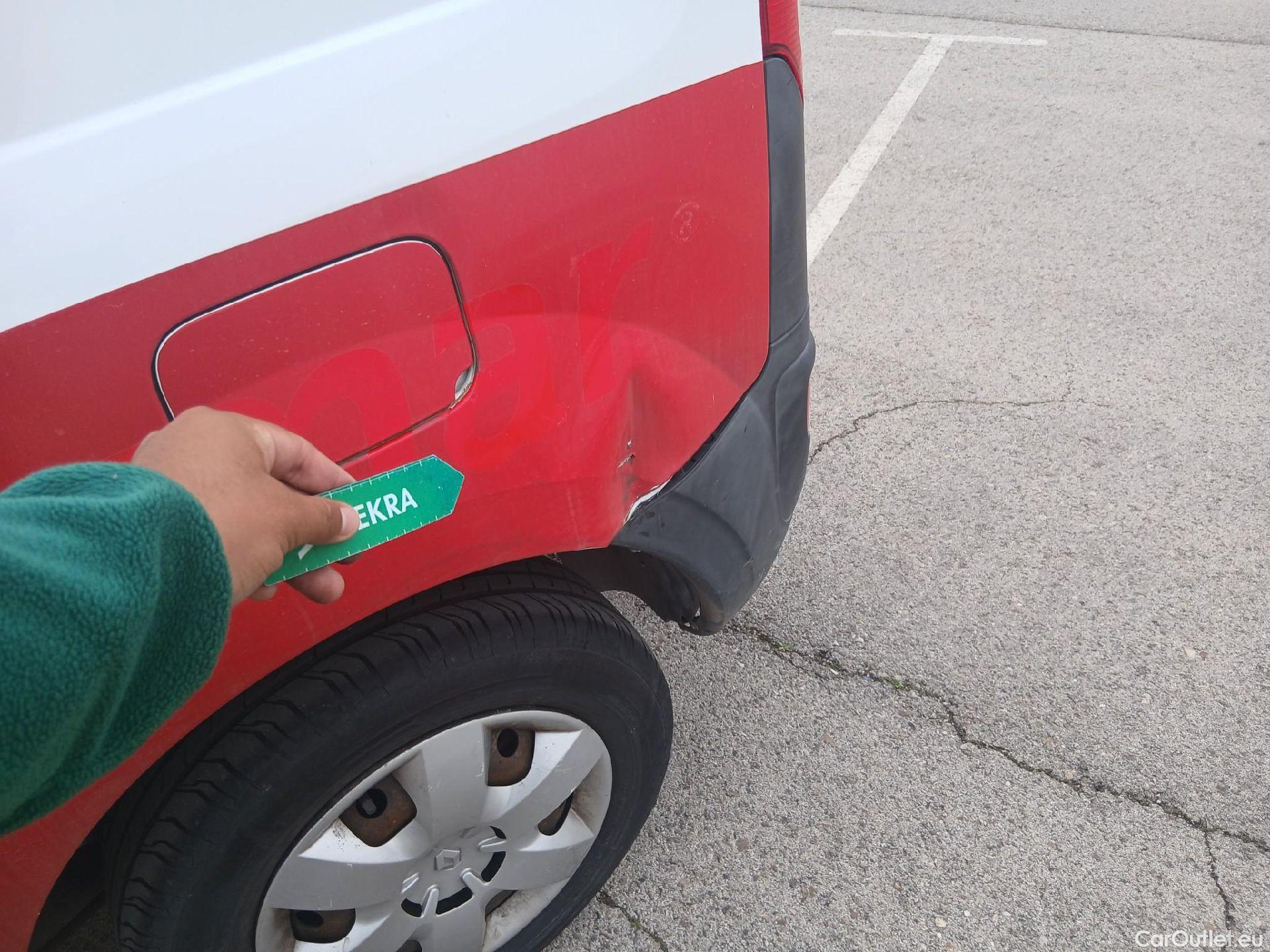  Renault  Kangoo RENAULT  Z.E./2013/3P/furgón derivado de turismo Z.E. #30