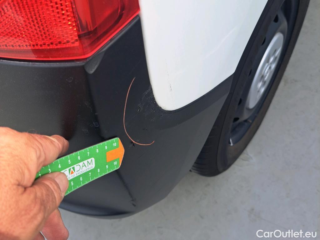  Fiat  Fiorino FIAT  / 2016 / 4P / furgón derivado de turismo Cargo SX N1 1.3 MJet 70 kW (95 CV) #28