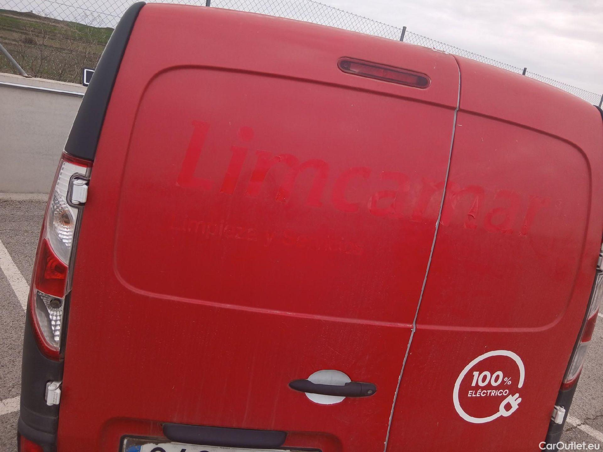  Renault  Kangoo RENAULT  Z.E./2013/3P/furgón derivado de turismo Z.E. #36