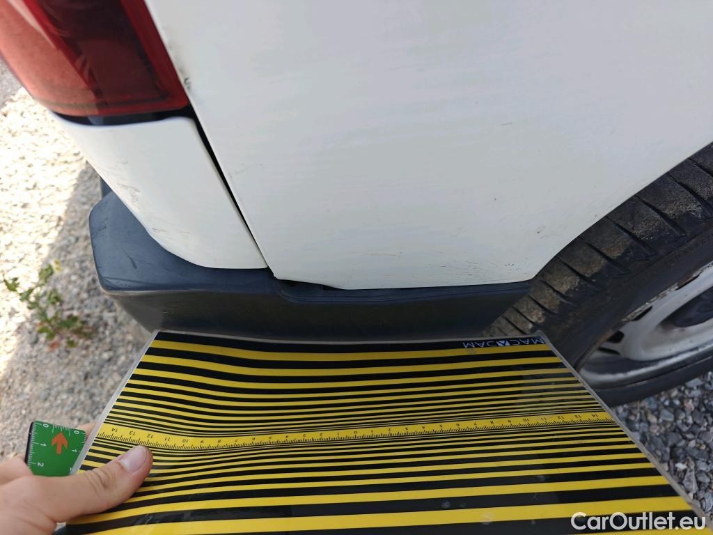  Opel  Combo OPEL  / 2018 / 3P / furgón derivado de turismo 1.6 TD S/S 74kW (100CV) Express L H1 650 #4