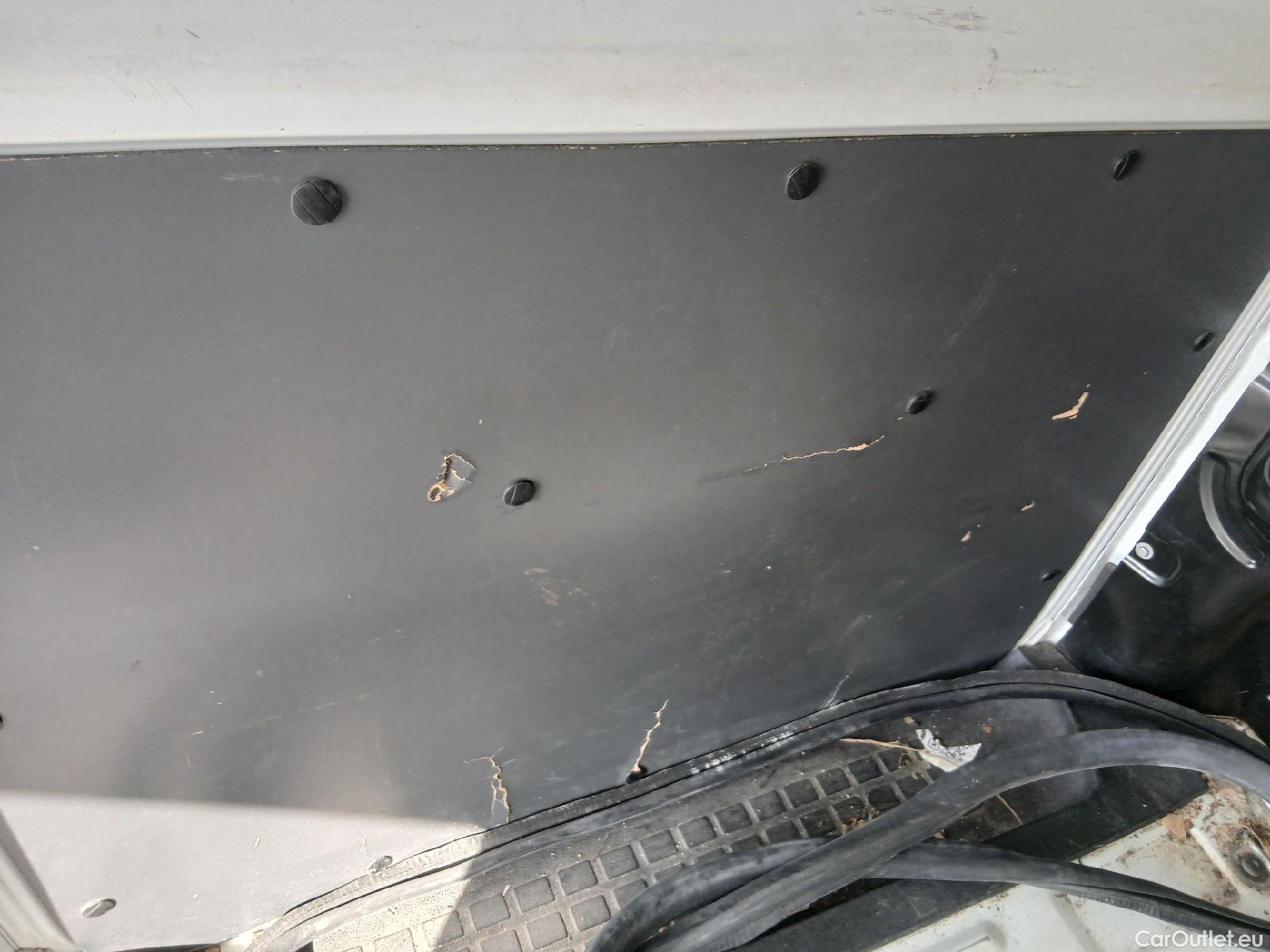  Opel  Vivaro OPEL  / 2019 / 4P / furgón 1.5 Diésel 74kW (100CV) M Std Express #16