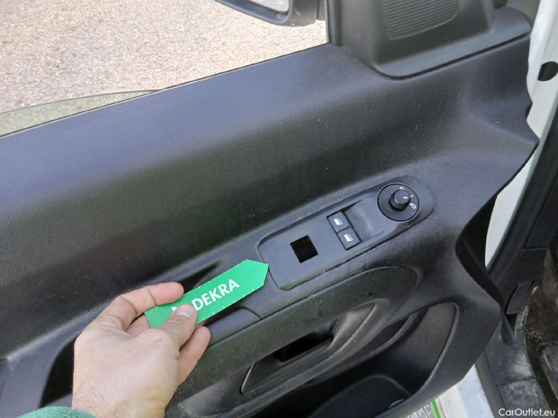  Toyota  Proace TOYOTA  City/2020/4P/furgón derivado de turismo 1.5D 75kW (100CV) GX 650kg Media #55