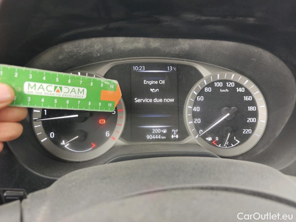  Nissan  Navara NISSAN  / 2015 / 4P / pickup Doble Cab. 2.3dCi 120kW(160CV) Visia #32