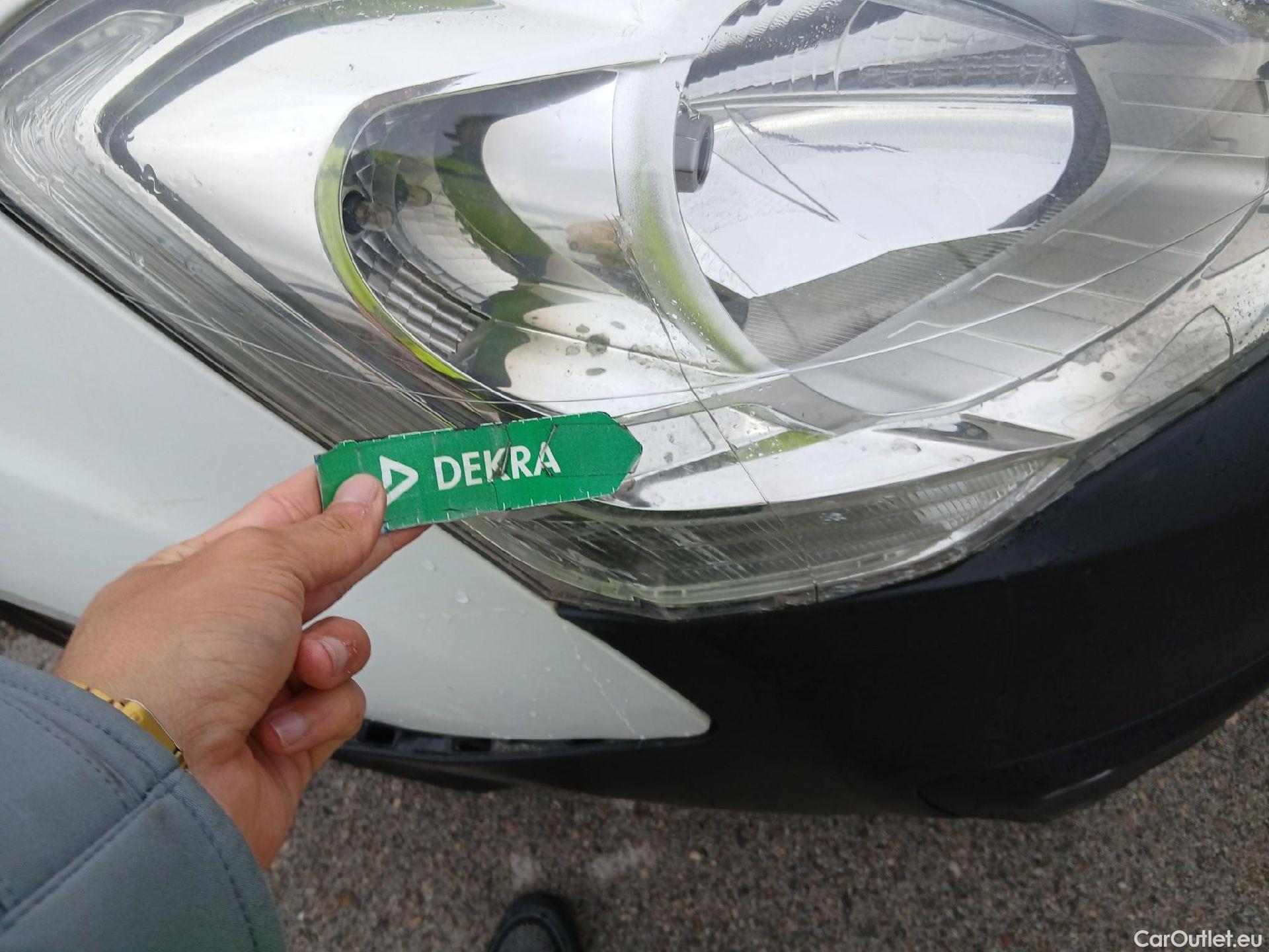  Peugeot  Partner PEUGEOT  / 2015 / 4P / combi TEPEE Access 1.6i 16v 72KW (98CV) #3