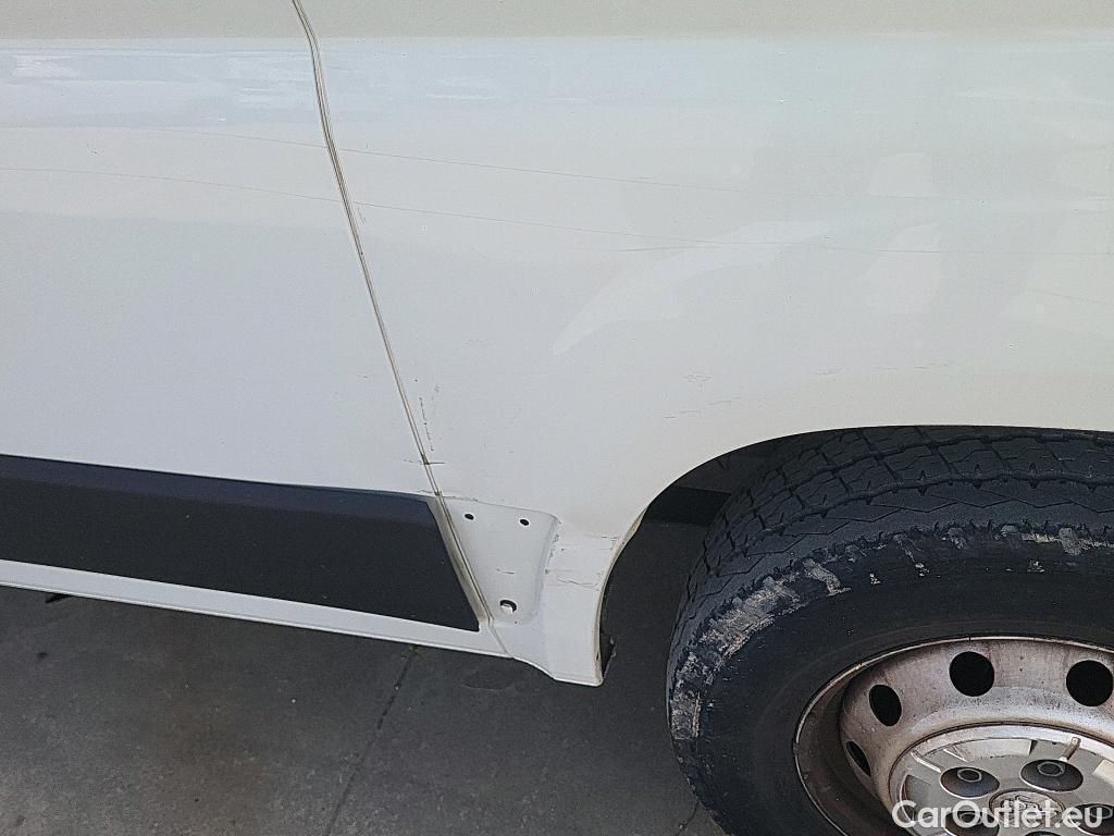  Peugeot  Boxer PEUGEOT  / 2014 / 4P / furgón Pack 330 L1 H1 BHDI 88kW(120CV) S&S 6 V. #20