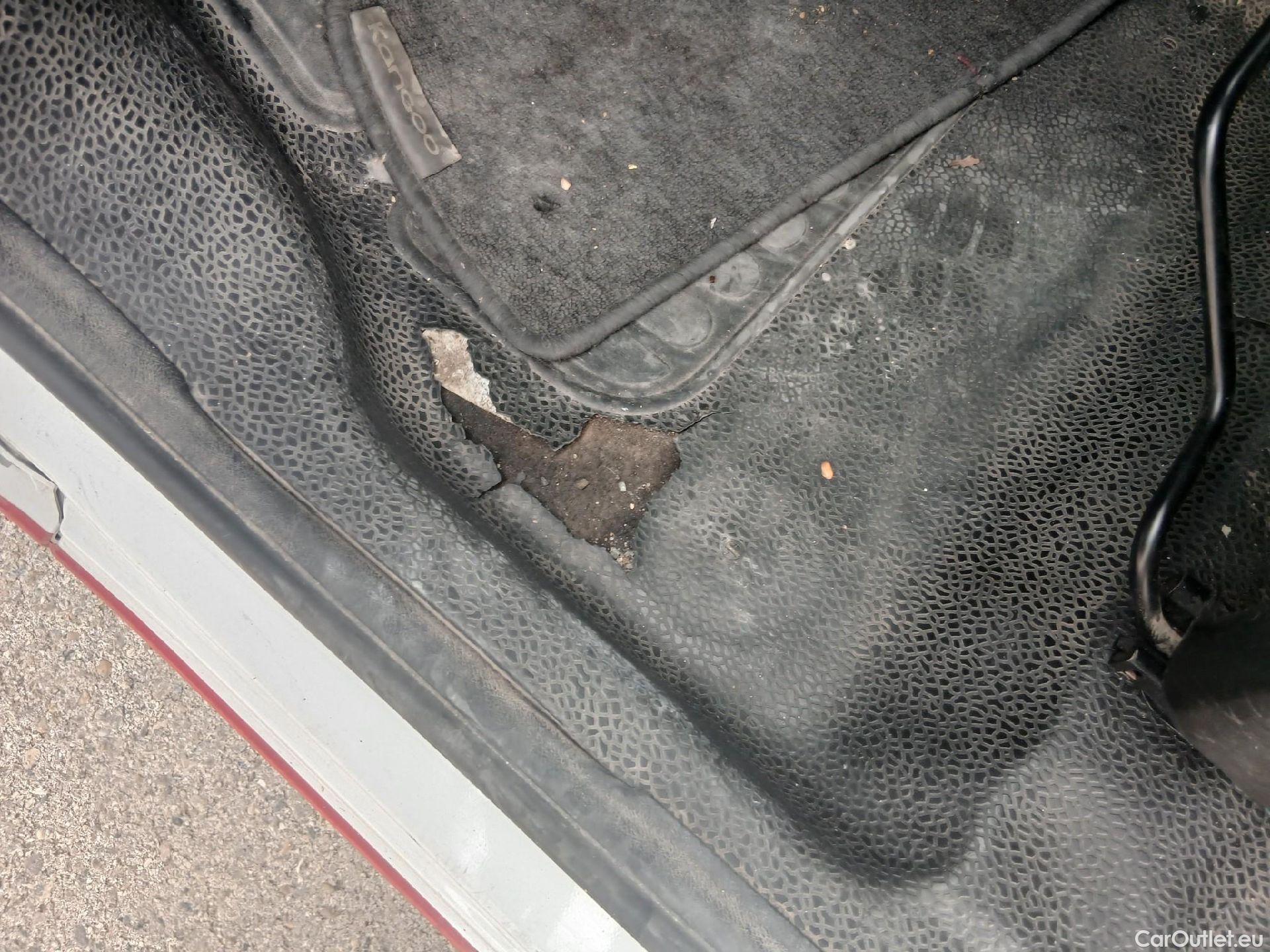  Renault  Kangoo RENAULT  Z.E./2013/3P/furgón derivado de turismo Z.E. #16