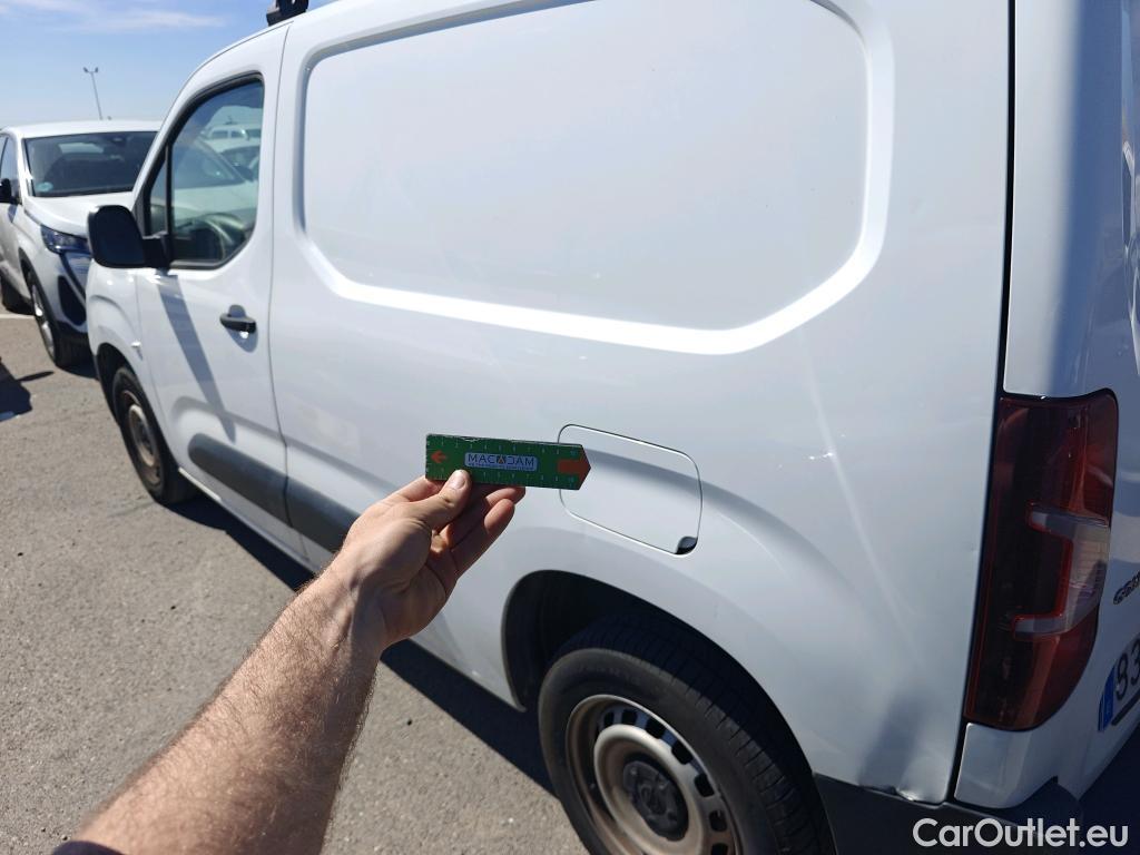  Opel  Combo OPEL  / 2018 / 3P / furgón derivado de turismo 1.5 TD 75kW (100CV) Express L H1 650kg (AC) #1