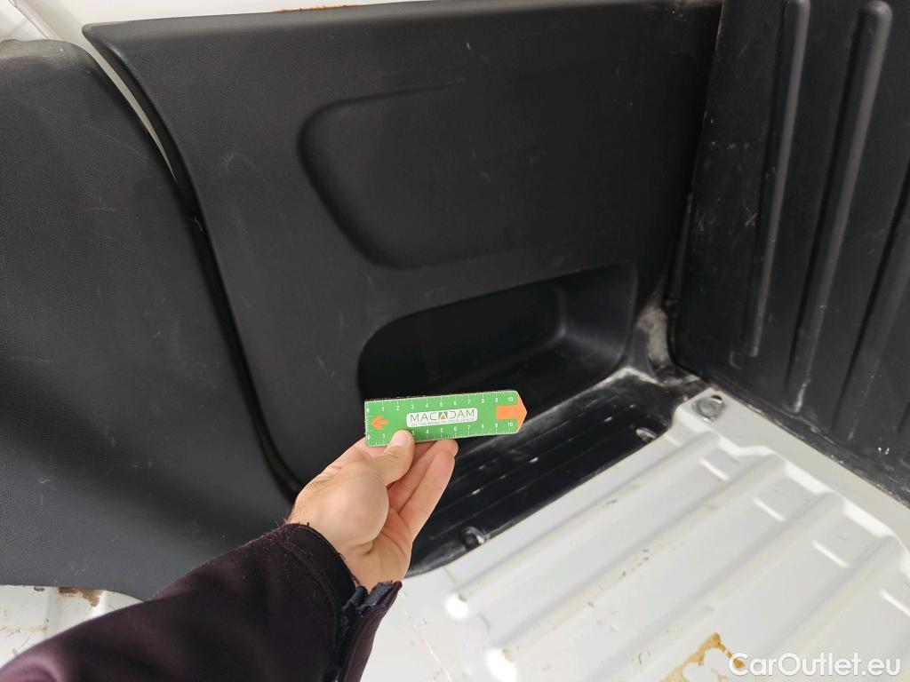  Opel  Combo OPEL  / 2018 / 3P / furgón derivado de turismo 1.5 TD 75kW (100CV) Express L H1 650kg (AC) #52