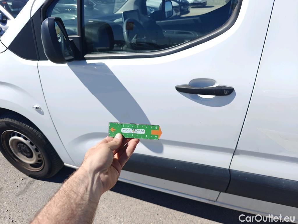  Opel  Combo OPEL  / 2018 / 3P / furgón derivado de turismo 1.5 TD 75kW (100CV) Express L H1 650kg (AC) #32