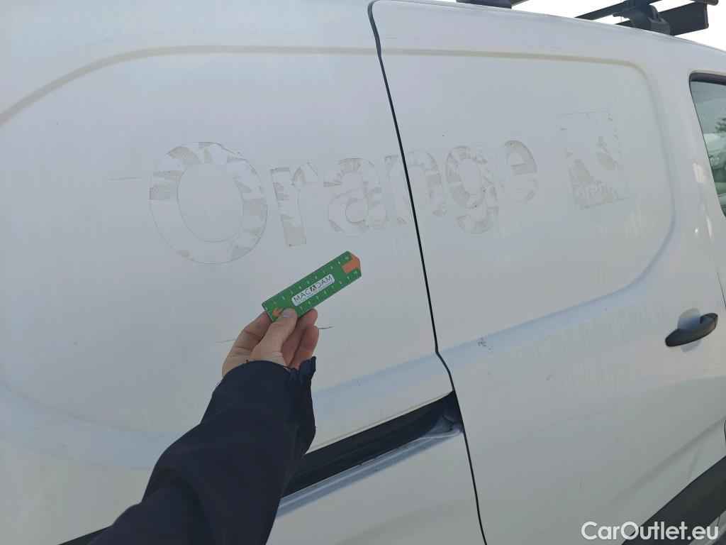  Opel  Combo OPEL  / 2018 / 3P / furgón derivado de turismo 1.6 TD S/S 74kW (100CV) Express L H1 650 #32