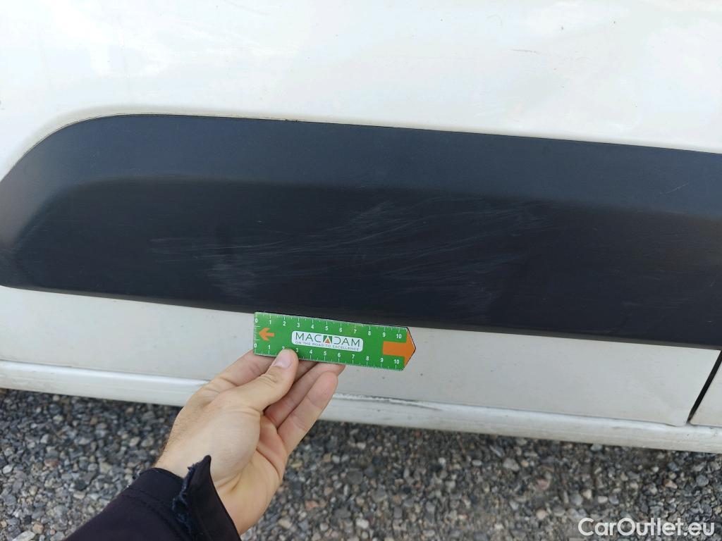  Opel  Combo OPEL  / 2018 / 3P / furgón derivado de turismo 1.6 TD S/S 74kW (100CV) Express L H1 650 #50