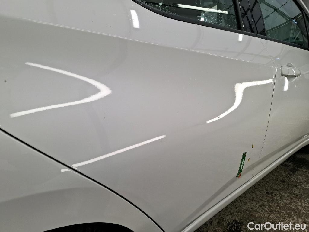  Nissan  Micra NISSAN  / 2016 / 5P / Berline IG-T 100 Xtronic Business Edition #24