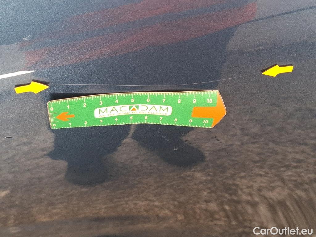  Ford  Kuga FORD  / 2019 / 5P / SUV 2.5 190 hybrid Flexifuel Pshift Titanium #4