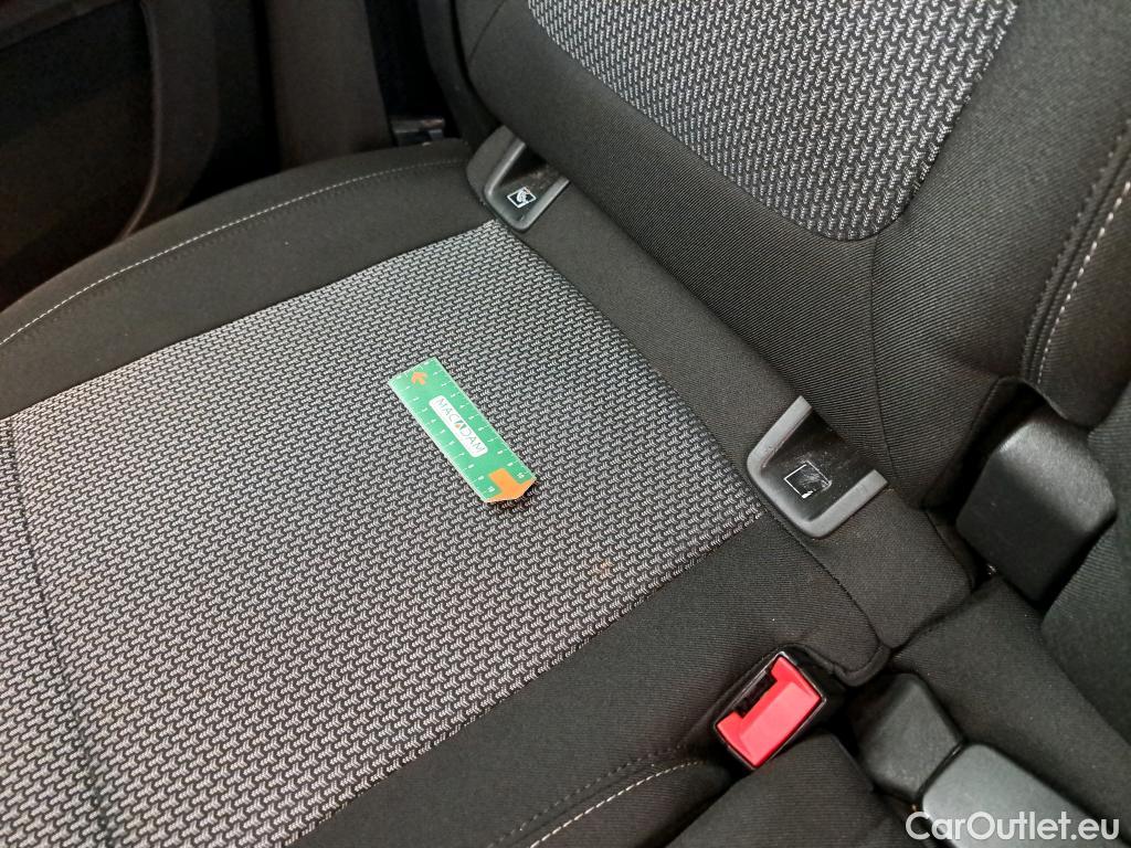  Opel   Grandland X Grandland X 1.2 Turbo 130CV BVM6 6E #16