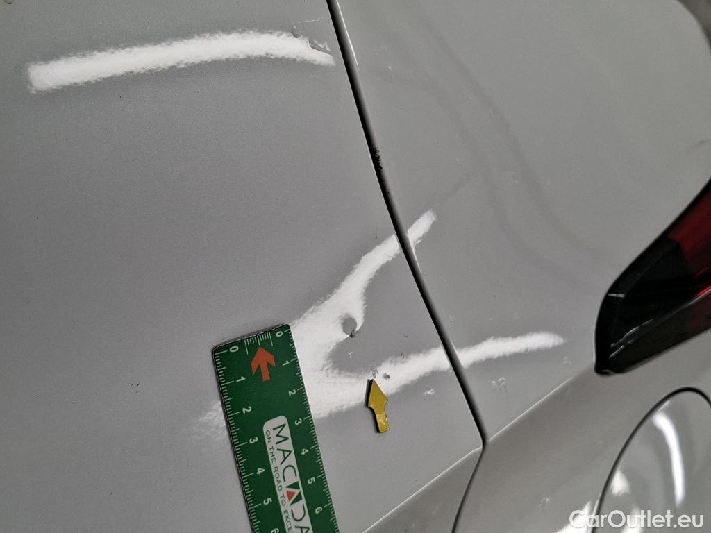  Nissan  Micra NISSAN  / 2016 / 5P / Berline IG-T 100 Xtronic Business Edition #6