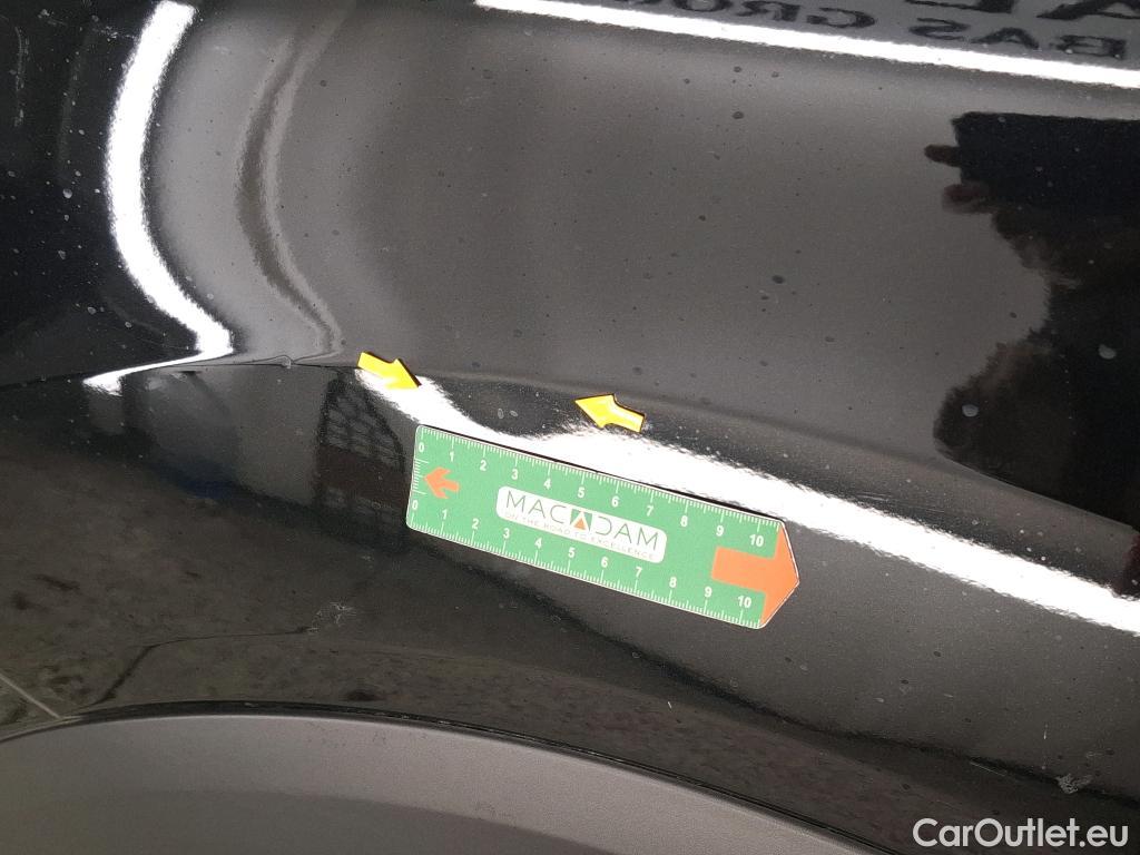  Citroen  C4 CITROEN  X / 2022 / 4P / Berline PureTech 130 S&S EAT8 Shine #7