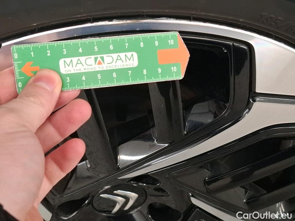  Citroen  C4 CITROEN  X / 2022 / 4P / Berline PureTech 130 S&S EAT8 Shine #25