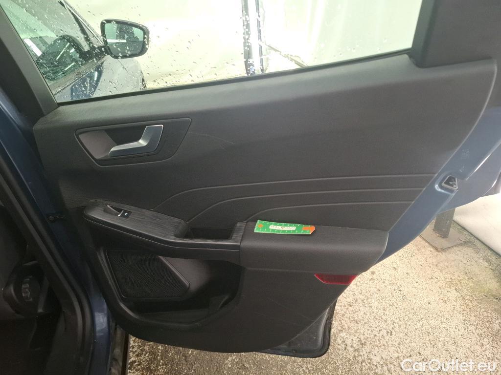  Ford  Kuga FORD  / 2019 / 5P / SUV 2.5 190 hybrid Flexifuel Pshift Titanium #11