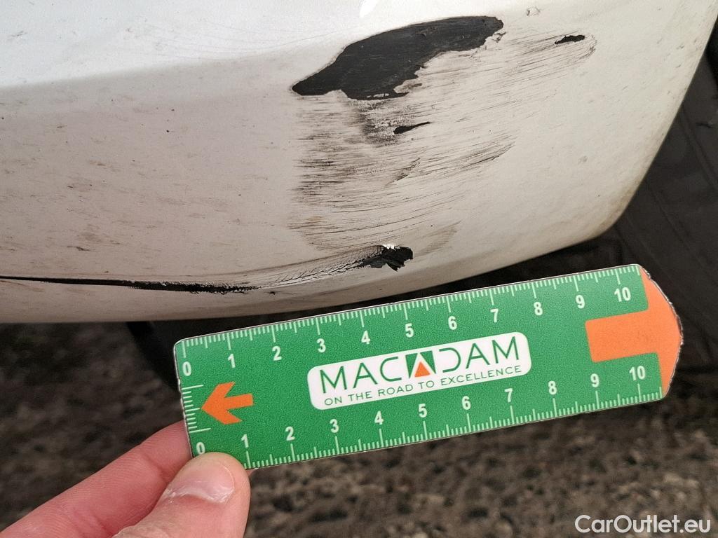  Nissan  Micra NISSAN  / 2016 / 5P / Berline IG-T 100 Xtronic Business Edition #10