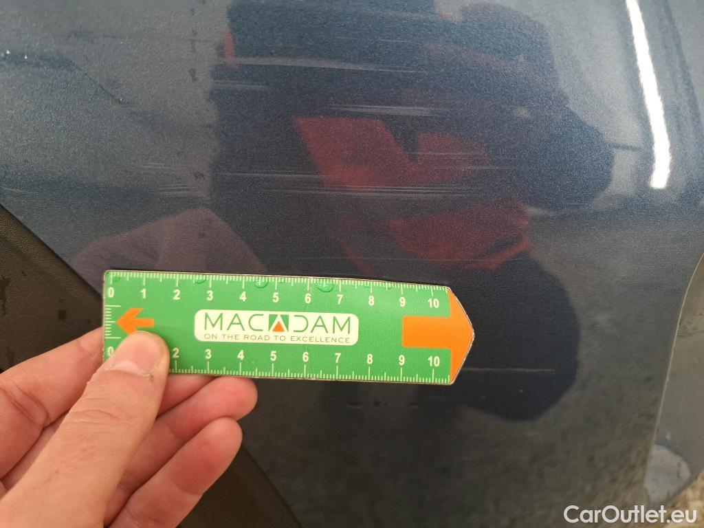  Ford  Kuga FORD  / 2019 / 5P / SUV 2.5 190 hybrid Flexifuel Pshift Titanium #8