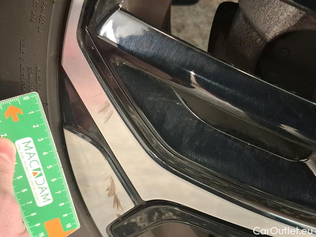  Citroen  C4 CITROEN  X / 2022 / 4P / Berline PureTech 130 S&S EAT8 Shine #17