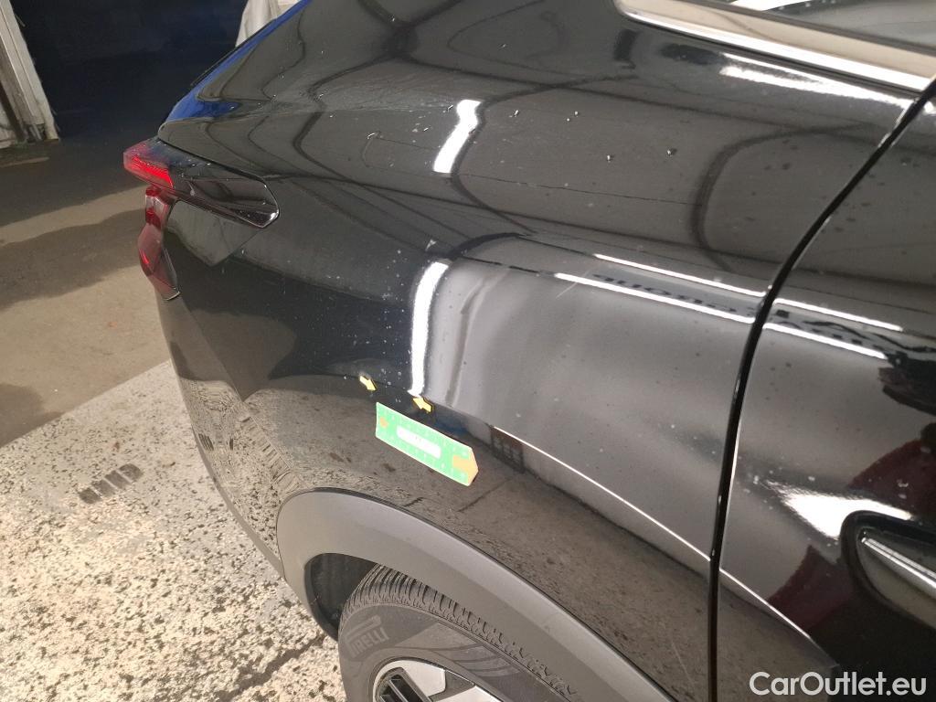  Citroen  C4 CITROEN  X / 2022 / 4P / Berline PureTech 130 S&S EAT8 Shine #6