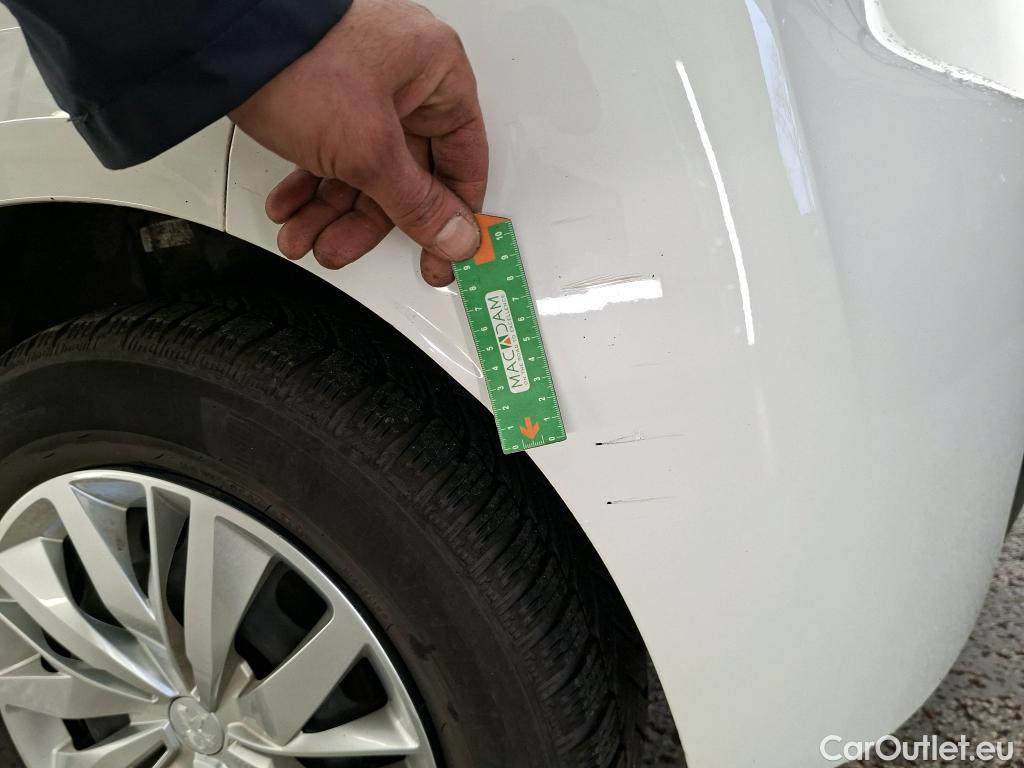  Peugeot  208  Like 1.2 PureTech 75CV BVM5 E6d #13