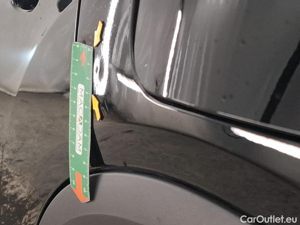  Citroen  C4 CITROEN  X / 2022 / 4P / Berline PureTech 130 S&S EAT8 Shine #22