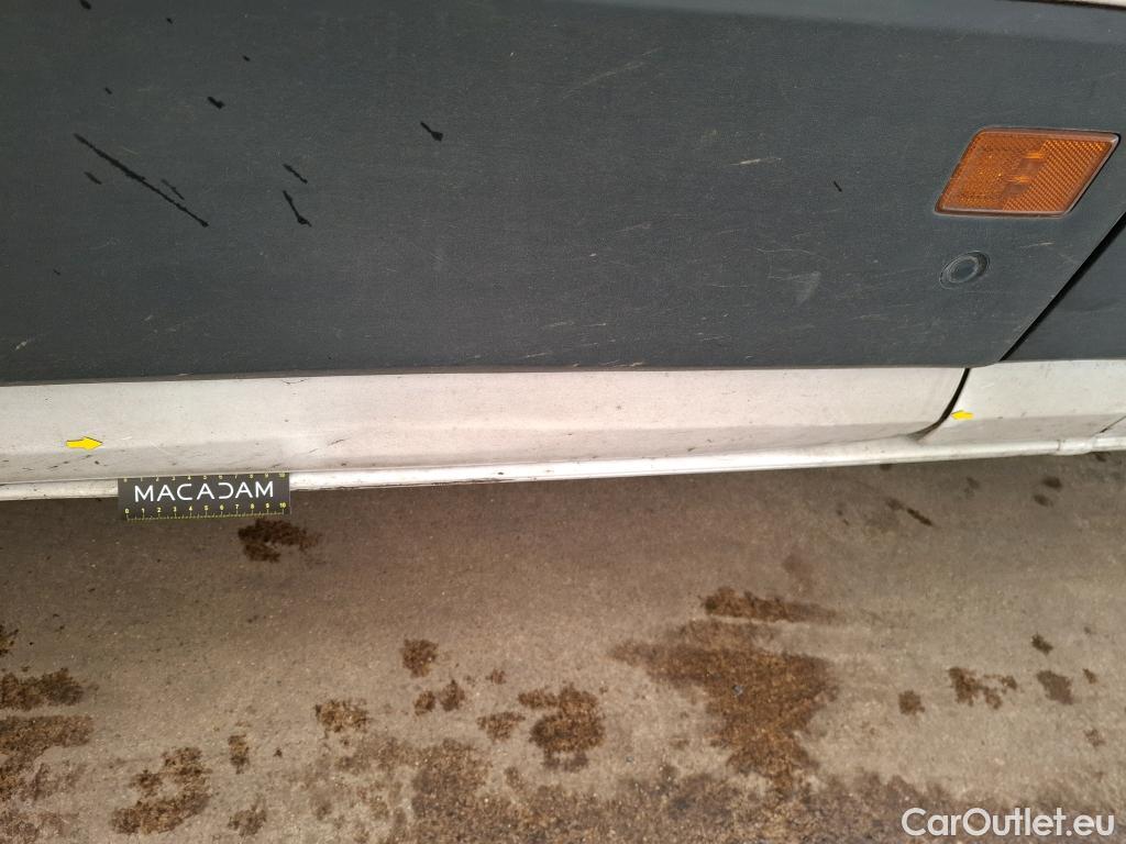  Volkswagen  Crafter  Fourgon e- 35 Fourgon mittellang Hochdach FWD 35kWh BVA #3