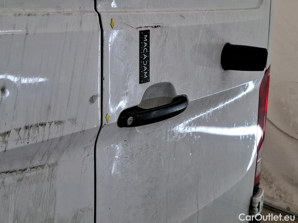  Volkswagen  Crafter  Fourgon e- 35 Fourgon mittellang Hochdach FWD 35kWh BVA #18