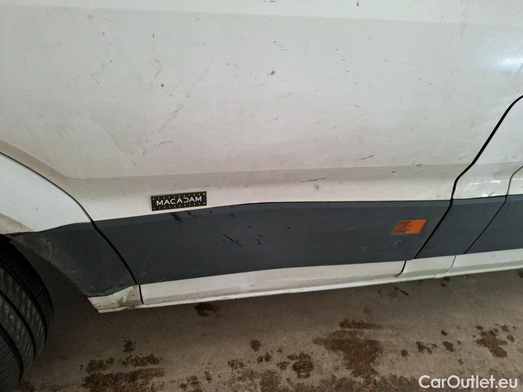  Volkswagen  Crafter  Fourgon e- 35 Fourgon mittellang Hochdach FWD 35kWh BVA #55