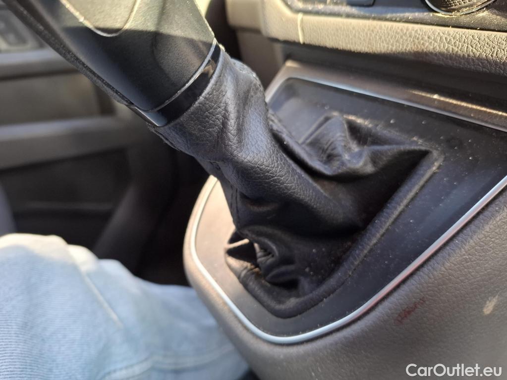  Volkswagen  Crafter  Fourgon e- 35 Fourgon mittellang Hochdach FWD 35kWh BVA #75