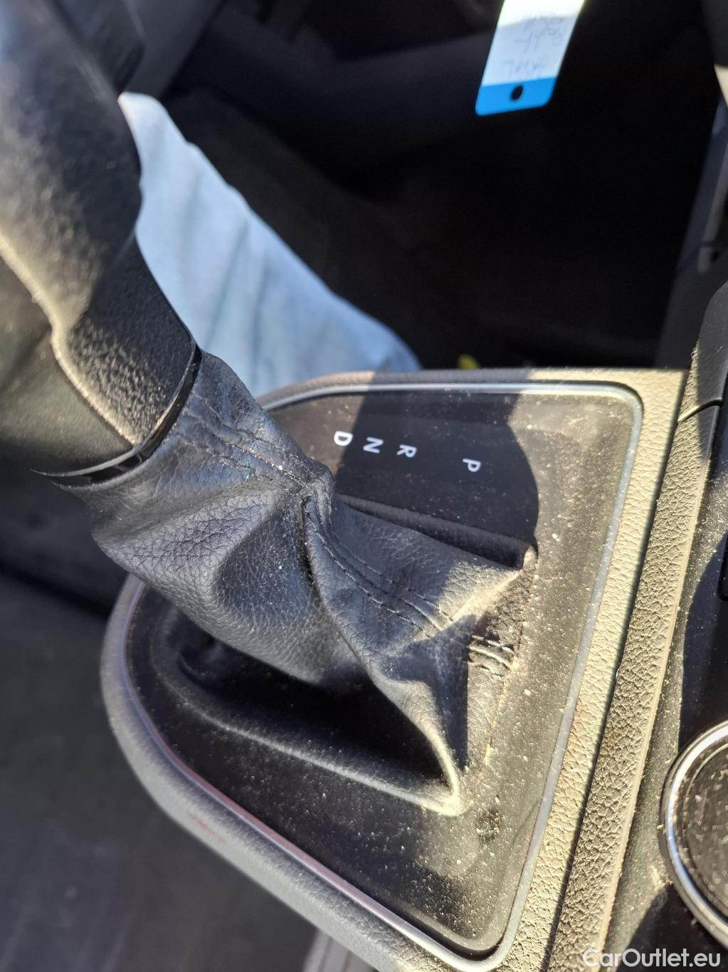  Volkswagen  Crafter  Fourgon e- 35 Fourgon mittellang Hochdach FWD 35kWh BVA #78