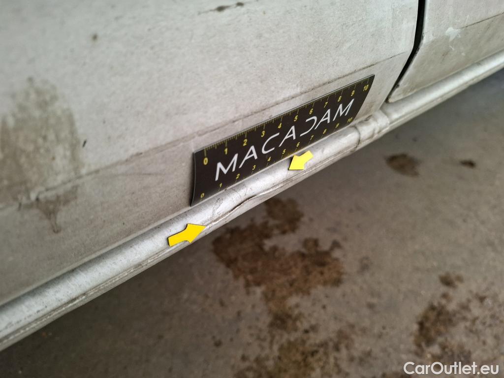  Volkswagen  Crafter  Fourgon e- 35 Fourgon mittellang Hochdach FWD 35kWh BVA #38