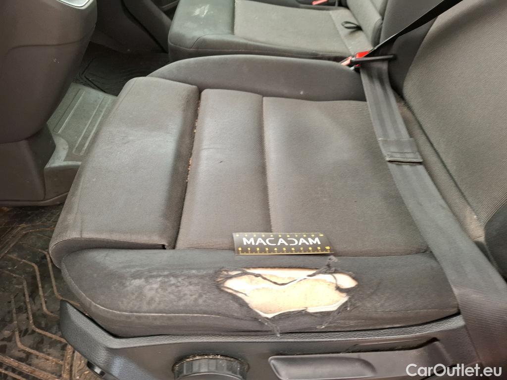  Volkswagen  Crafter  Fourgon e- 35 Fourgon mittellang Hochdach FWD 35kWh BVA #22