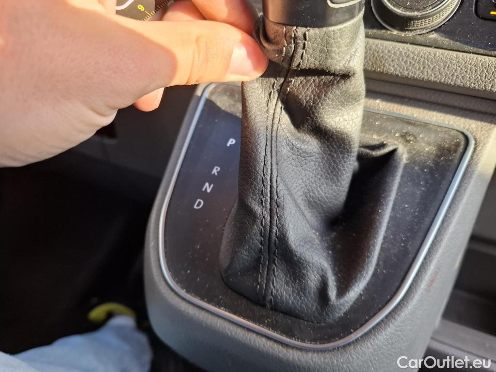  Volkswagen  Crafter  Fourgon e- 35 Fourgon mittellang Hochdach FWD 35kWh BVA #76