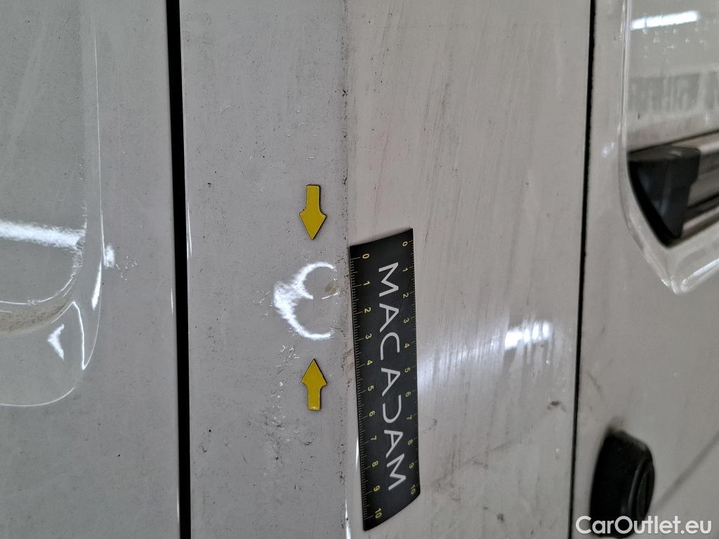  Volkswagen  Crafter  Fourgon e- 35 Fourgon mittellang Hochdach FWD 35kWh BVA #34