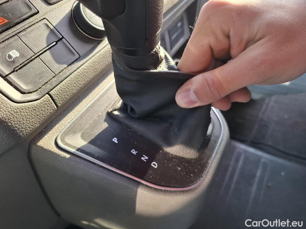  Volkswagen  Crafter  Fourgon e- 35 Fourgon mittellang Hochdach FWD 35kWh BVA #77