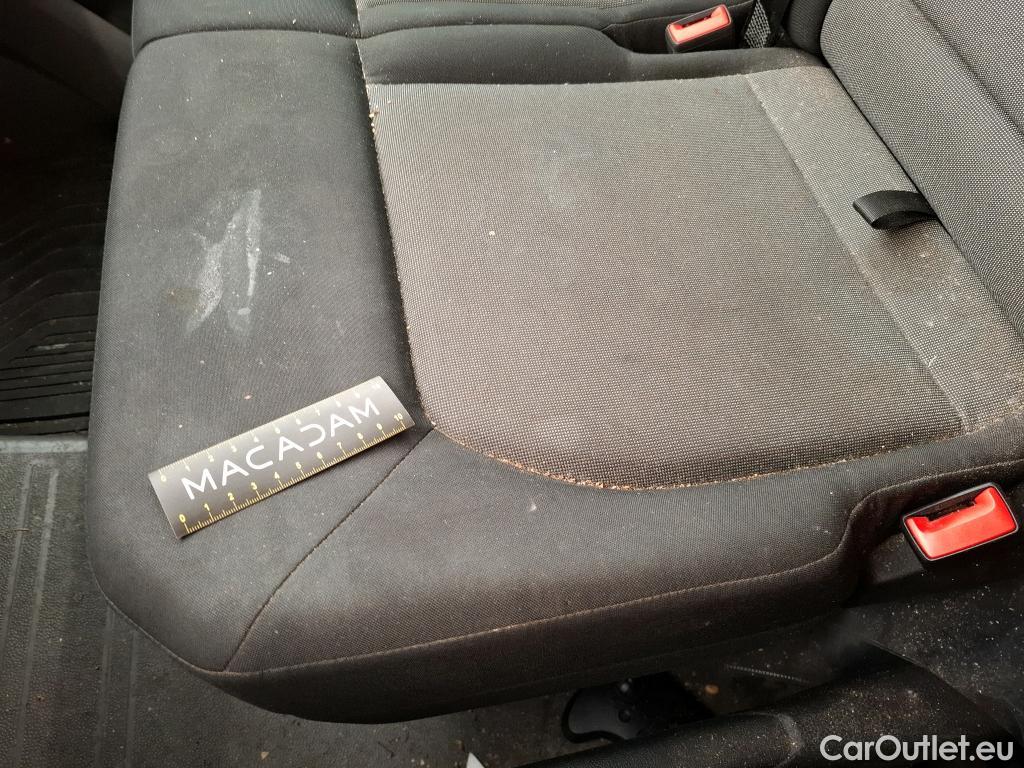  Volkswagen  Crafter  Fourgon e- 35 Fourgon mittellang Hochdach FWD 35kWh BVA #68