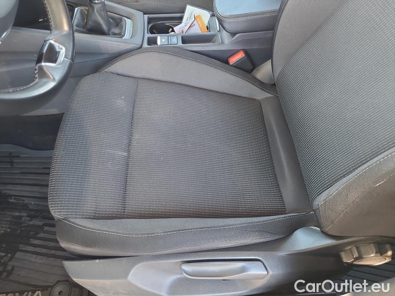  Skoda  Octavia  Combi (NX3)(2020) Oct.Combi 2.0TDI 85 Ambition #6